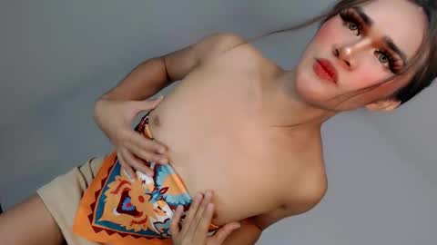 Snapshot of nattayah chatting on May 12, 2:08 am Nathalie smith online show from May 12, 2:08 am