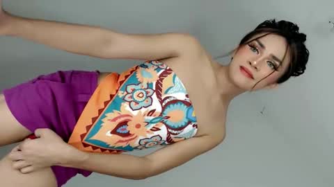Snapshot of nattayah chatting on June 9, 6:47 am Nathalie smith online show from June 9, 6:47 am