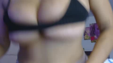 Snapshot of natty_01 chatting on February 1, 12:16 pm natalia online show from February 1, 12:16 pm