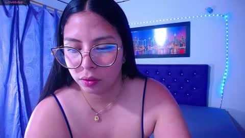  Annie  online show from February 26, 6:15 am