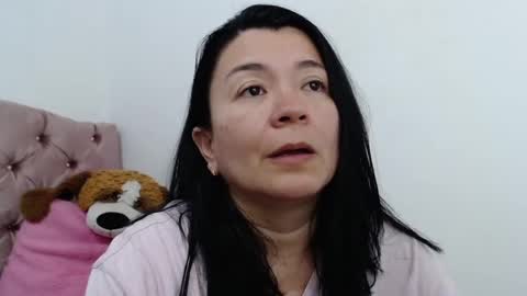 Snapshot of naturally_mature chatting on February 5, 6:13 am Sammy online show from February 5, 6:13 am