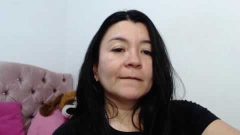 Snapshot of naturally_mature chatting on March 4, 5:00 am Sammy online show from March 4, 5:00 am