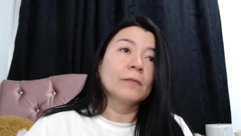 Snapshot of naturally_mature chatting on March 7, 1:51 pm Sammy online show from March 7, 1:51 pm