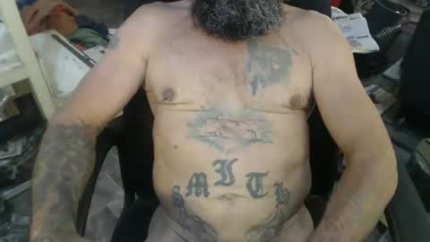 Snapshot of naturenaked chatting on January 11, 12:37 am NatureNaked online show from January 11, 12:37 am