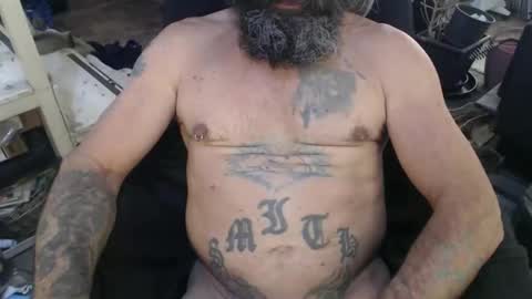 Snapshot of naturenaked chatting on April 5, 11:46 pm NatureNaked online show from April 5, 11:46 pm