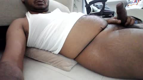 Snapshot of naturist_raj chatting on July 28, 7:26 am naturist_raj online show from July 28, 7:26 am