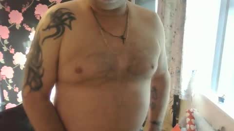 Snapshot of naturistmale45 chatting on January 14, 11:20 am naturistmale45 online show from January 14, 11:20 am