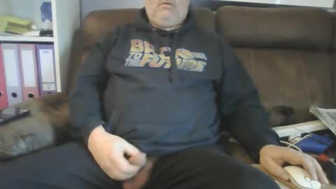 Snapshot of naturistmale45 chatting on February 12, 9:52 am naturistmale45 online show from February 12, 9:52 am