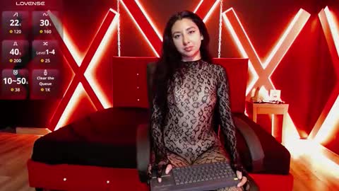 natuxxa online show from November 3, 4:25 am