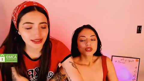 Natalia  Valeria online show from December 1, 4:29 pm