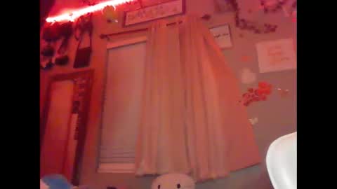 Amara rose online show from May 23, 4:39 am