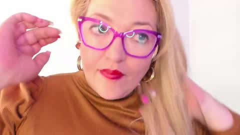 Nataly online show from October 14, 9:32 am