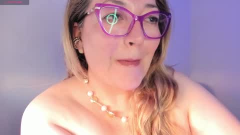 Snapshot of naty__mature_ chatting on May 26, 6:37 pm Nataly online show from May 26, 6:37 pm