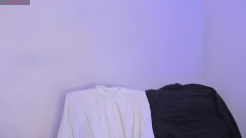 Snapshot of naty__mature_ chatting on May 27, 1:57 am Nataly online show from May 27, 1:57 am