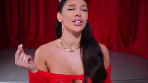 Snapshot of natydesiree chatting on January 28, 7:53 pm Naty online show from January 28, 7:53 pm