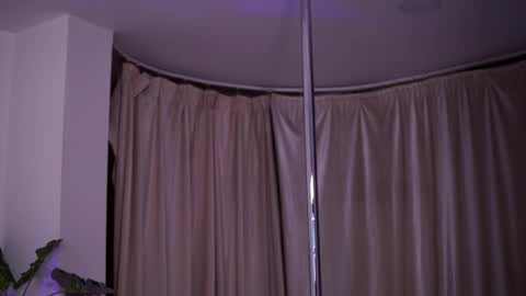 Naty online show from February 26, 8:08 pm