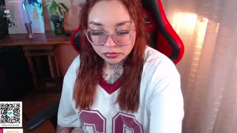 Snapshot of natykors_m_ chatting on June 16, 11:40 pm Sofia IG Natykors08 online show from June 16, 11:40 pm
