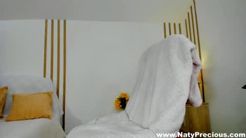 NatyPrecious online show from January 8, 3:17 pm