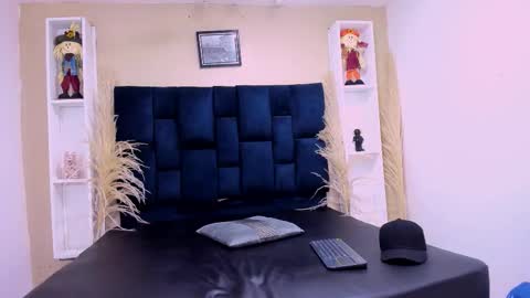 natzuki_ online show from November 4, 11:42 am