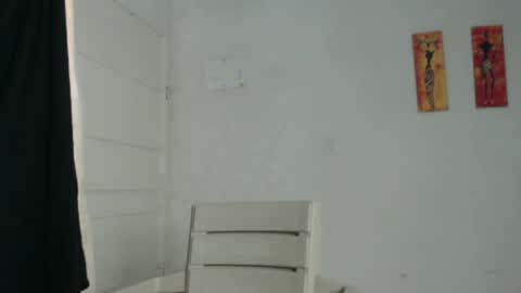 Snapshot of natzumi_mcqueen chatting on February 1, 3:39 pm Stella Mcqueen online show from February 1, 3:39 pm