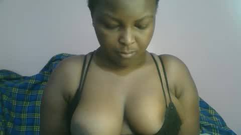 naughti_garlie online show from October 29, 7:43 am