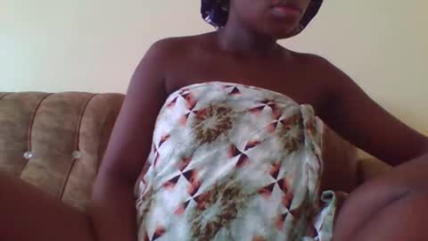 naughtisexy online show from April 25, 6:05 am