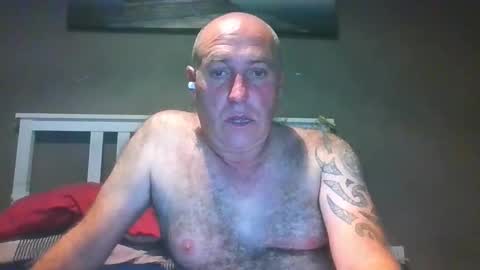 Snapshot of naughty26636091 chatting on May 17, 12:52 am naughty26636091 online show from May 17, 12:52 am