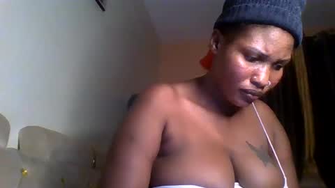 Snapshot of naughty8779 chatting on June 1, 7:26 pm naughty8779 online show from June 1, 7:26 pm