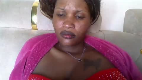 naughty8779 online show from June 25, 7:18 pm