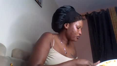 naughty8779 online show from June 28, 6:36 pm