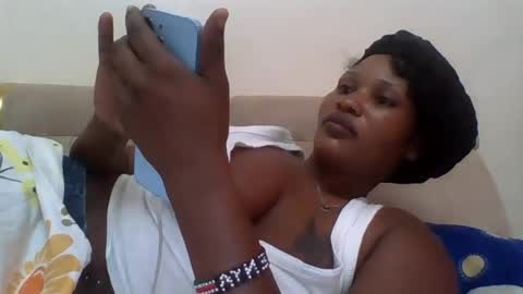 naughty8779 online show from July 14, 11:16 am