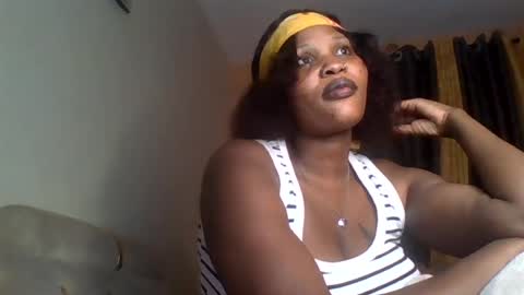 naughty8779 online show from August 3, 10:35 pm