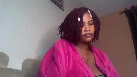 naughty8779 online show from August 6, 10:44 pm