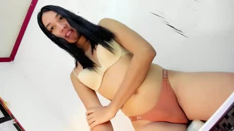 Snapshot of naughty_amaya chatting on March 13, 12:17 am Amaya devera online show from March 13, 12:17 am