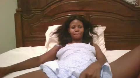 alisha online show from October 8, 7:55 pm