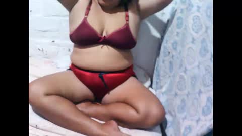 Snapshot of naughty_baby25 chatting on March 29, 5:13 pm Hannah online show from March 29, 5:13 pm