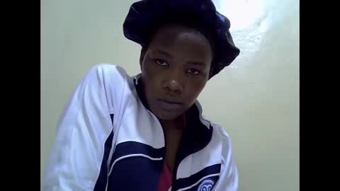 Snapshot of naughty_baddie5 chatting on November 2, 12:40 pm candy online show from November 2, 12:40 pm