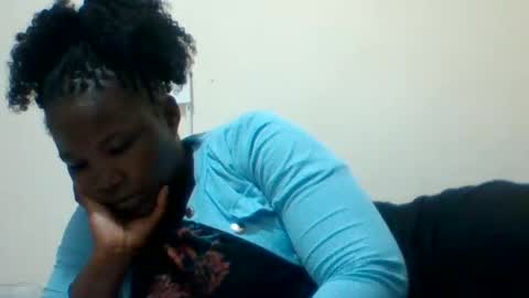 Snapshot of naughty_baddie5 chatting on July 10, 9:56 am candy online show from July 10, 9:56 am