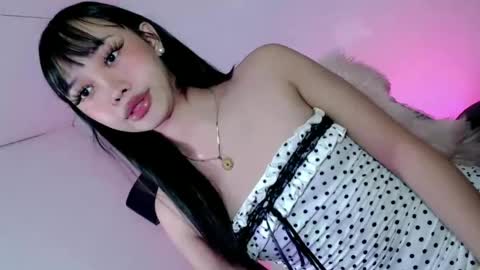 itsyourgirl kiara online show from June 23, 10:57 am
