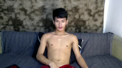 Snapshot of naughty_cy chatting on June 11, 5:11 pm itzme cyril online show from June 11, 5:11 pm