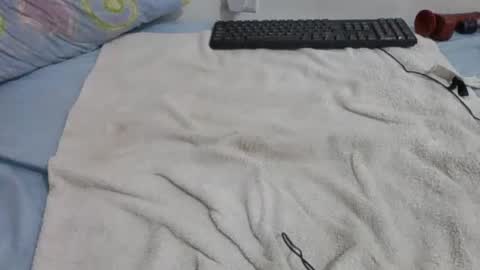 Snapshot of naughty_doll2 chatting on July 23, 6:22 am naughty_doll2 online show from July 23, 6:22 am