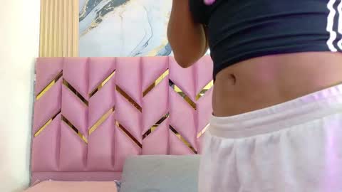 Snapshot of naughty_ebonyy chatting on September 23, 2:47 am SASHA online show from September 23, 2:47 am