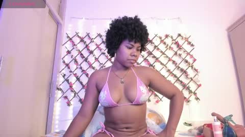 Snapshot of naughty_ebonyy chatting on June 2, 6:04 am SASHA online show from June 2, 6:04 am