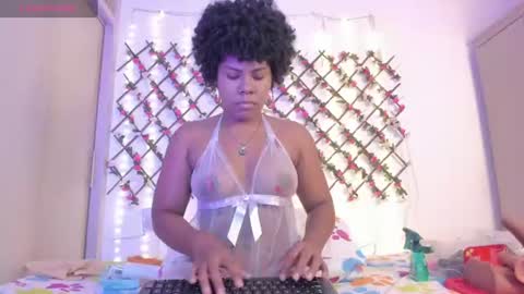 Snapshot of naughty_ebonyy chatting on June 14, 10:45 pm SASHA online show from June 14, 10:45 pm