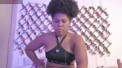 Snapshot of naughty_ebonyy chatting on July 12, 4:03 am SASHA online show from July 12, 4:03 am