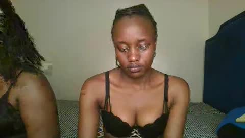 naughty_ellaa online show from October 4, 5:55 pm