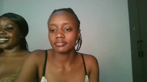 naughty_ellaa online show from October 9, 6:06 pm