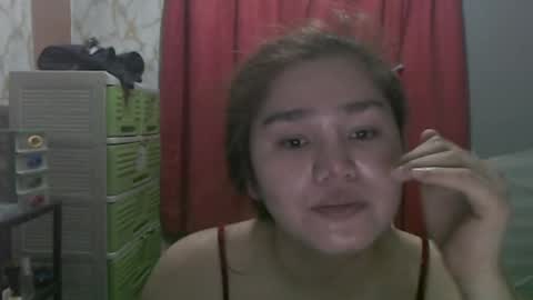 Snapshot of naughty_gela19 chatting on May 10, 10:09 am naughty_gela19 online show from May 10, 10:09 am