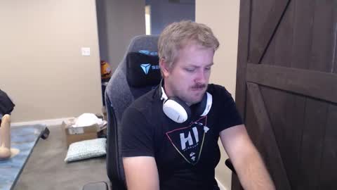 Naughty kinky1 online show from October 10, 3:55 pm