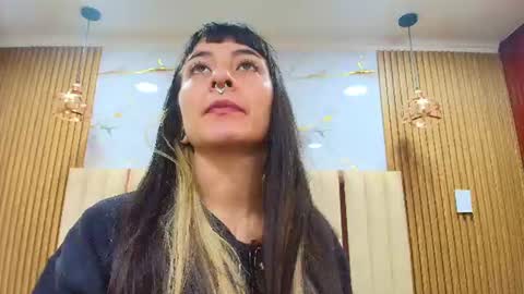 Kitten online show from July 8, 11:37 am